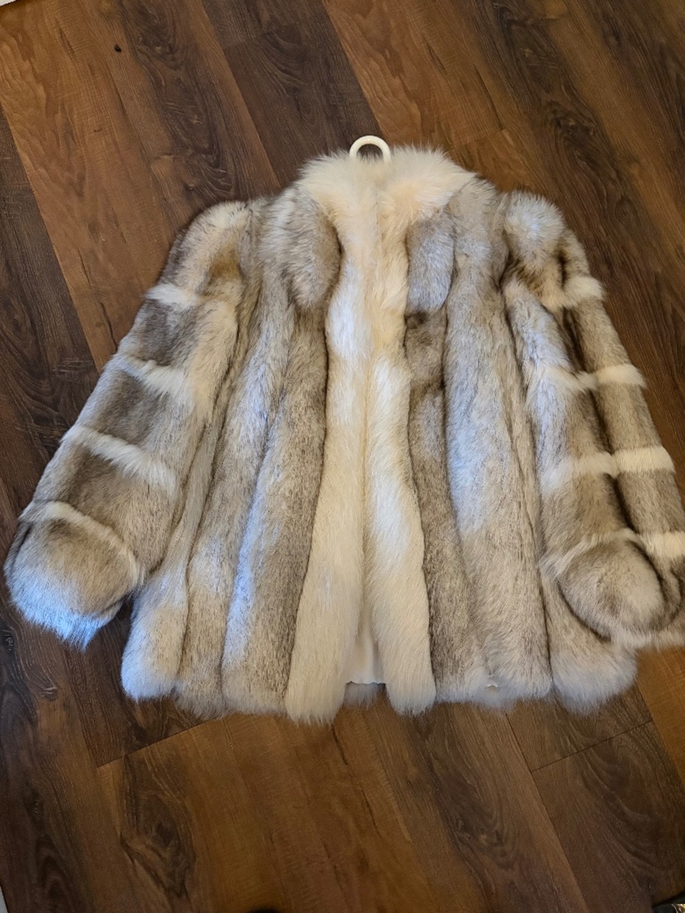 SAGA FOX Luxury Fur Coat